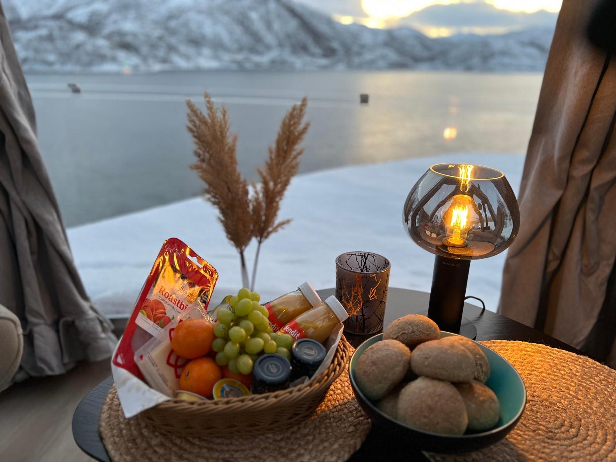 Lofoten Glampingdome Myrland المظهر الخارجي الصورة